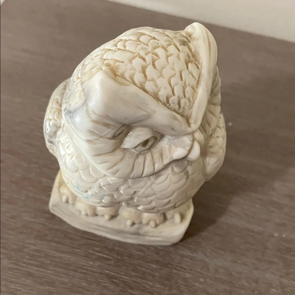 Cream Owl Sculpture Solid Bone - Picture 4 of 9
